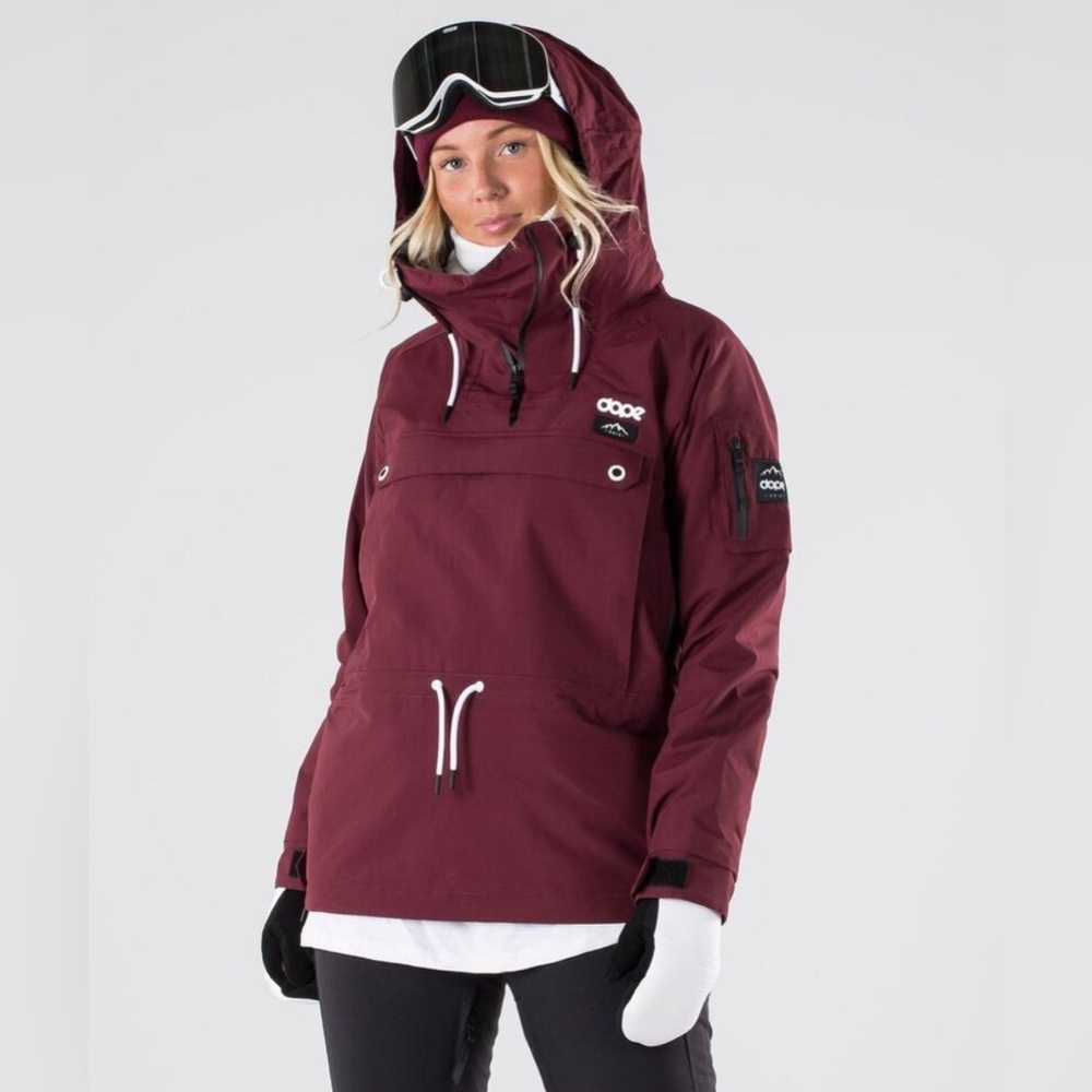 DOPE Women's Ski Jacket in Burgundy